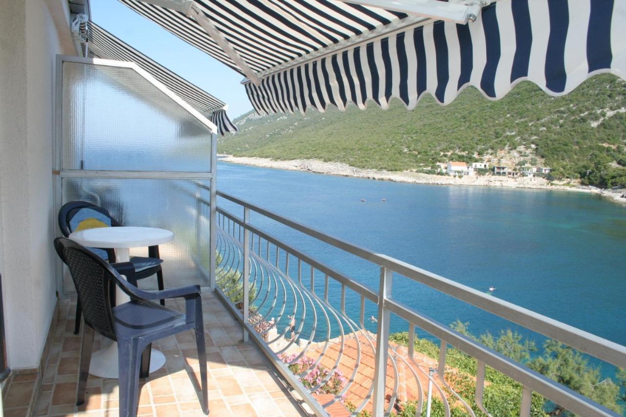 Apartment Zarace - Gdinj 4598A Exterior foto